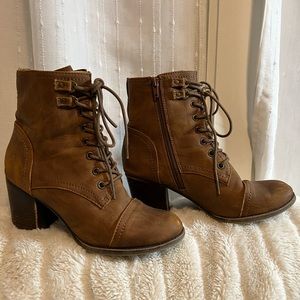 Madden Girl Faux Leather lace up bootie Size 8.5